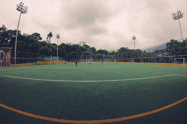 Cancha-Danubio-Medellin-Alrededor-de-la-cancha-1