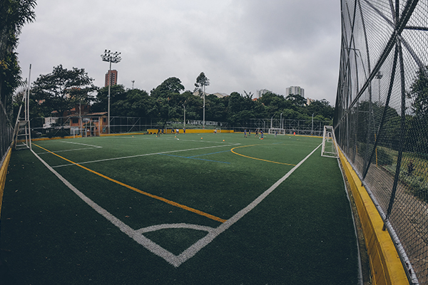 Cancha-Danubio-Medellin-Alrededor-de-la-cancha